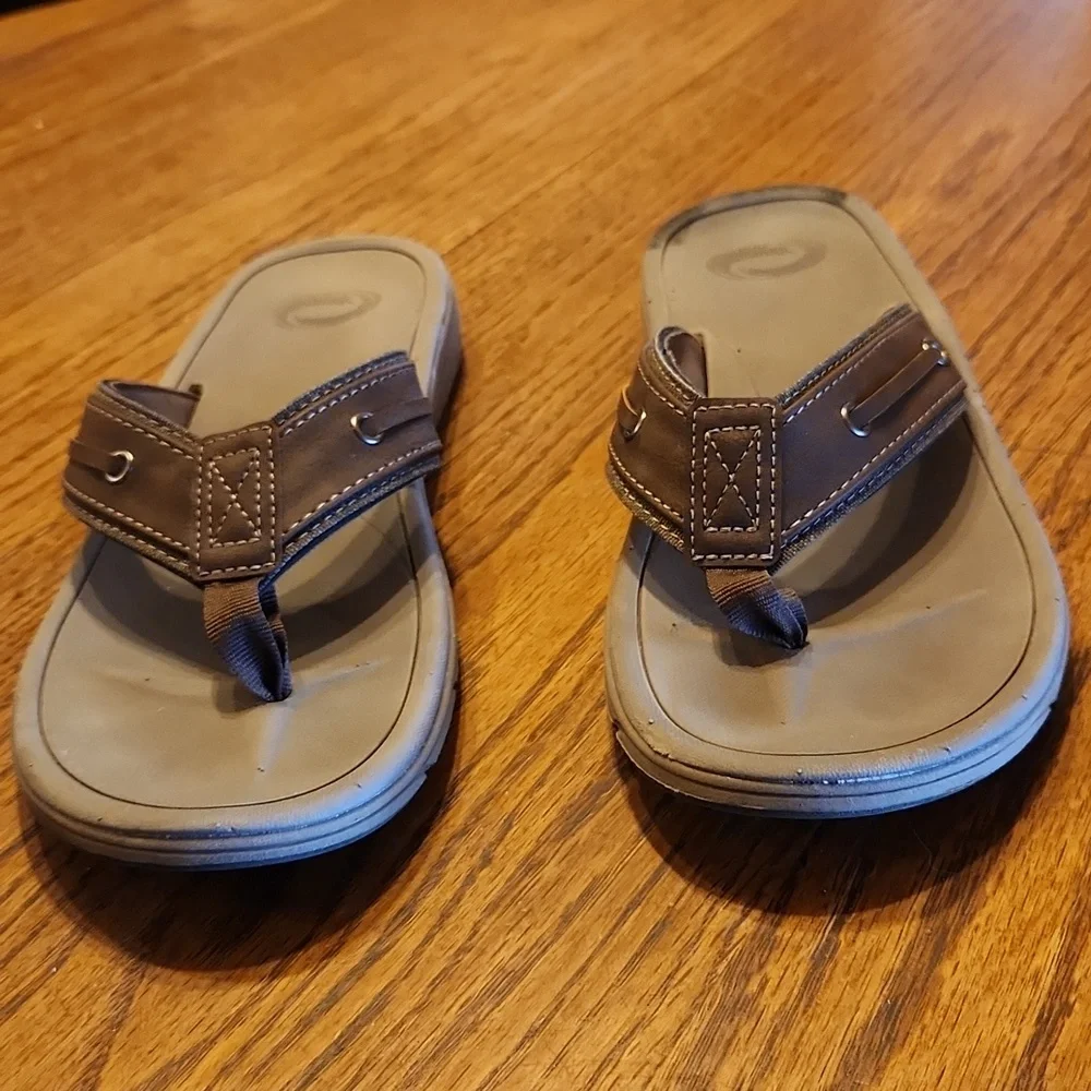 O'rageous Sandals Size 10